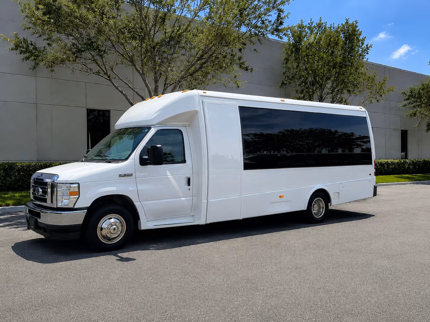 head southeast to the hammonton wine cluster south jersey s most popular wine tour route from mount laurel