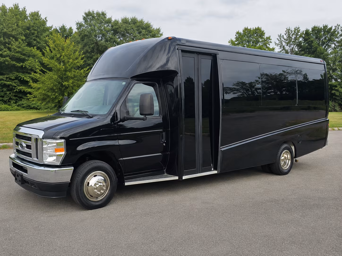 mount laurel wedding transportation onboard seating