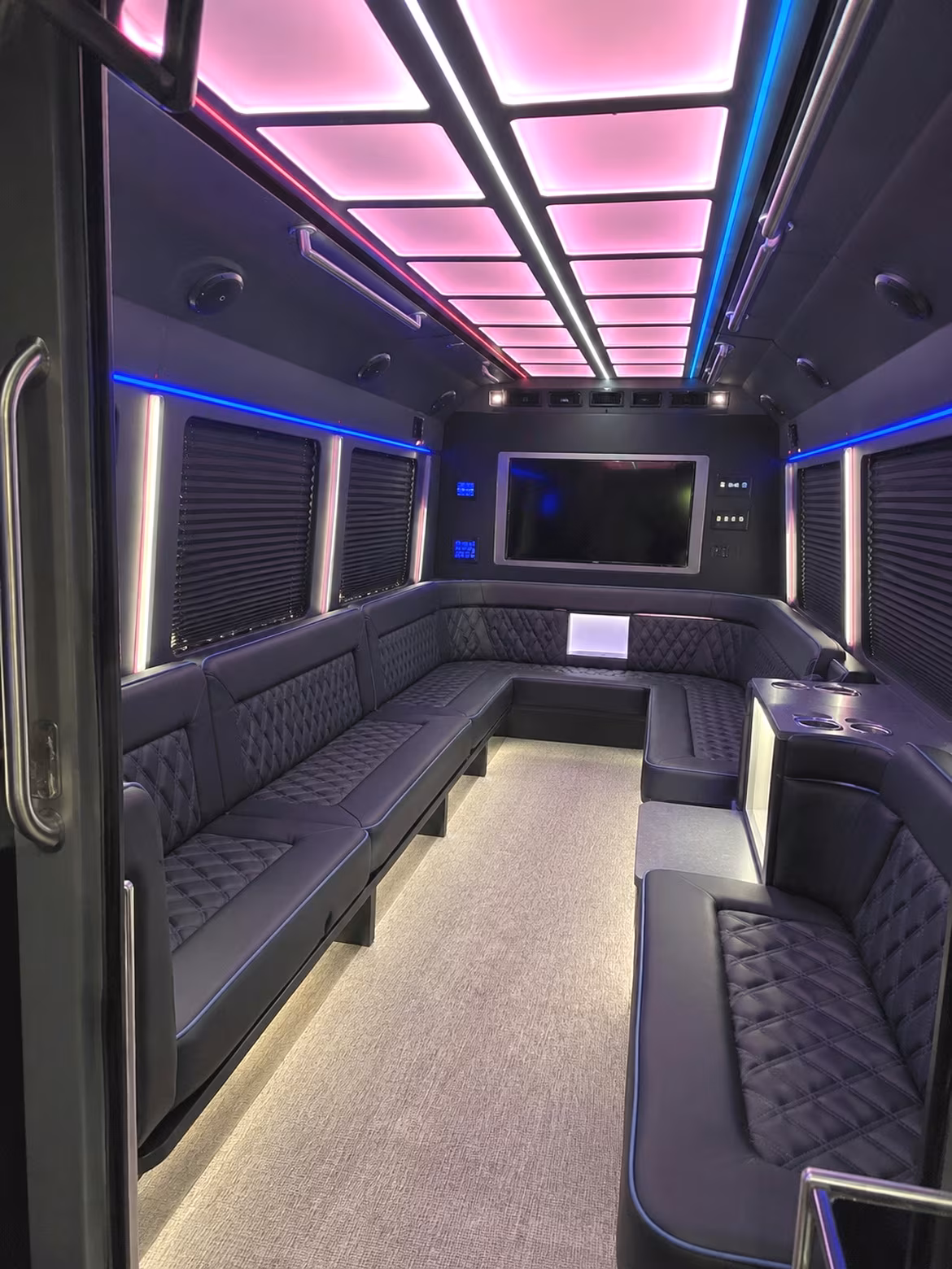 party bus transportation for mount laurel area proms